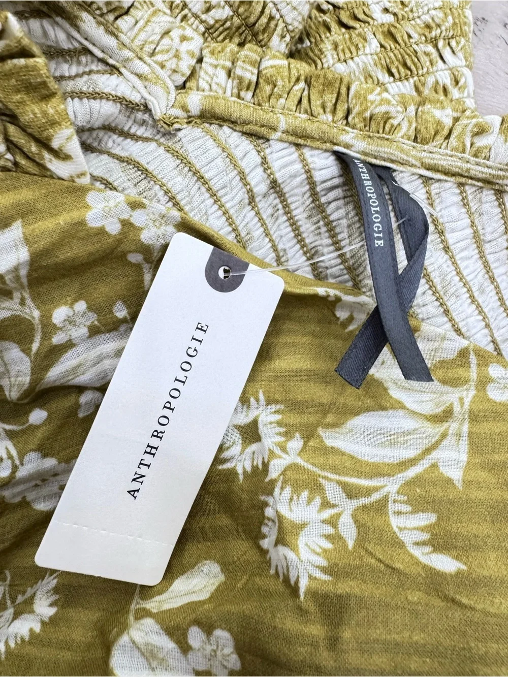 Anthropologie seersucker Smocked puff sleeve Crop Top NWT Sz XS